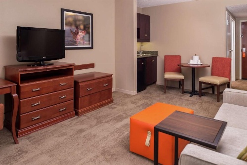 Hampton Inn Columbia Northeast-Fort Jackson Area image 36